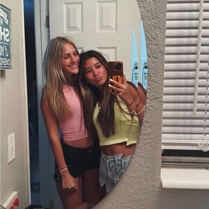 Meet your Posher, Mckinlee